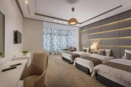Miramar Boutique - 0