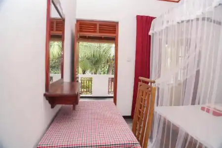 Tithira Guest House - 15
