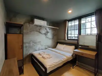 Premier Hostel - 36