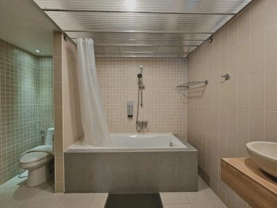 The Studio at Sathorn Terrace - 39