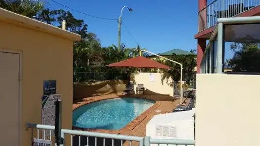 Alexander Beachfront Apartments - 13