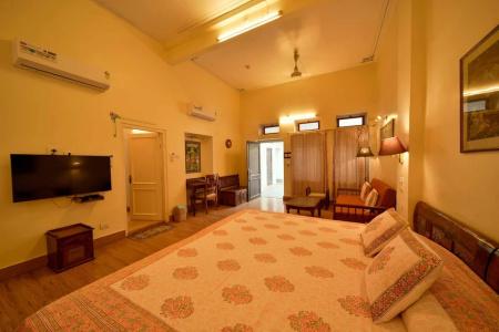 Arya Niwas - 50