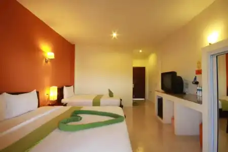 Tharathip Resort - 77