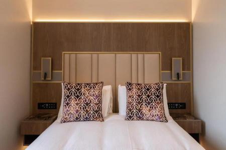 Merit Kensington - 99