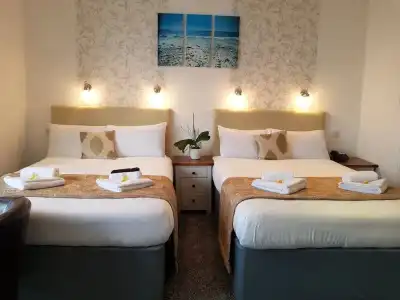 Atlantic Seafront Guest Accommodation - 6