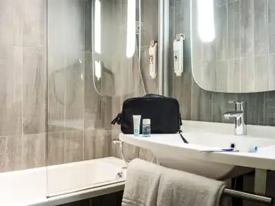 ibis Paris Ornano Montmartre Nord 18ème - 8