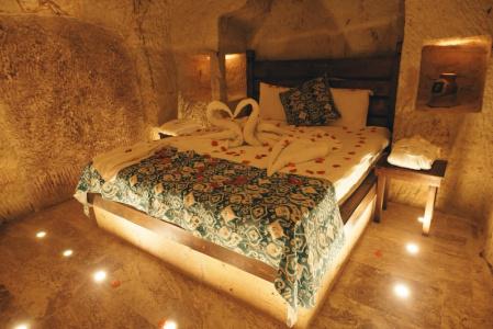 Tale Cave INN - 23