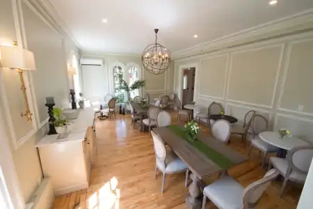 Serenity Inn Newport - 21