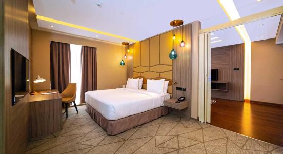 Four Points by Sheraton Production City, Dubai - 13