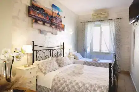 Rossana Guest House - 0