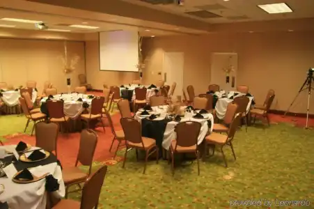 Hampton Inn & Suites Florence-North-I-95 - 17