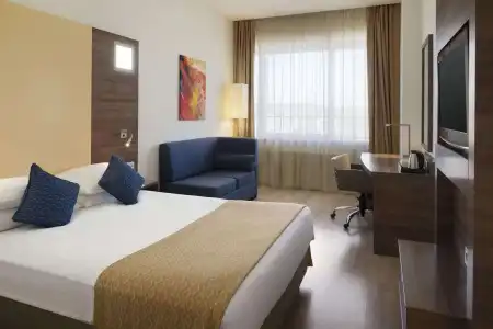 Ramada Encore by Wyndham Kyiv - 5