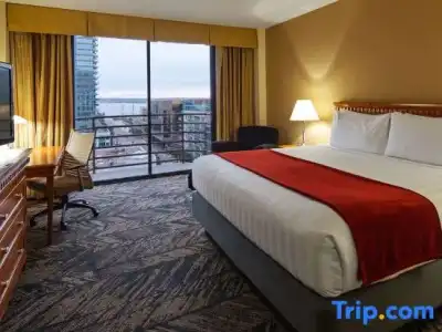 Best Western Plus Bayside Inn - 50