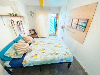 ITH Beach Bungalow Surf Hostel - 46