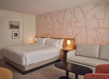 The Ambassador of Waikiki, Tapestry Collection by Hilton - 93