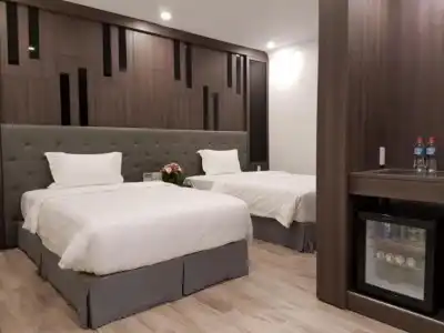 Seven Seas and Apartment - 58