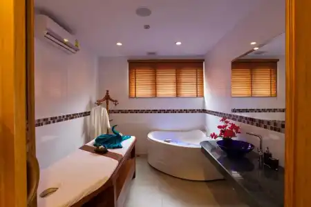RK Riverside Resort And Spa - 8