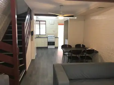 Sunnybank Star & Apartments - 12