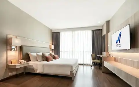 Adelphi Suites Bangkok - 186