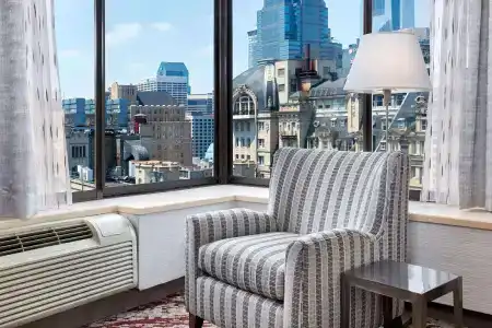 DoubleTree by Hilton Philadelphia Center City - 59