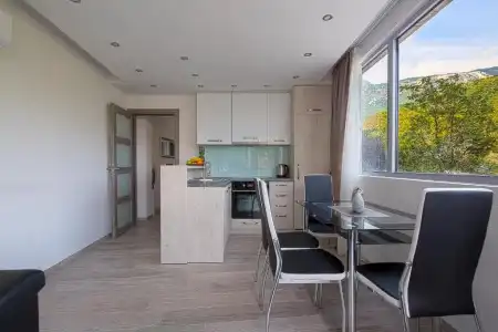 Montelux Apartments - 59