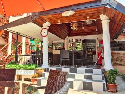 Phratamnak Inn - 23