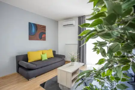 Maple Tree Apartments - 15