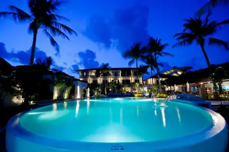 Iyara Beach & Plaza - 13