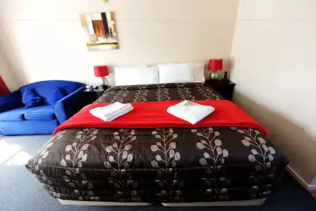 Addington Stadium Motel - 58