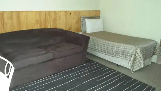 Avondale Motor Inn - 3