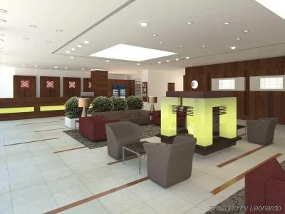 Hilton Garden Inn Frankfurt Airport - 1