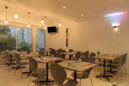 Maisons du Monde Hôtel & Suites - La Rochelle Vieux Port - 18