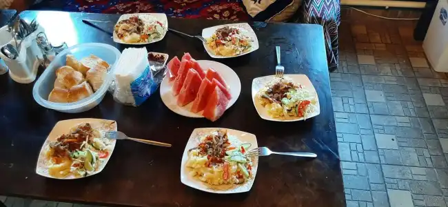 Snow Leopard Hostel - 24