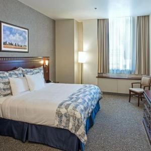 Le Square Phillips And Suites - 27