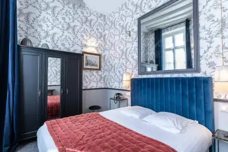 Dauphine Saint Germain - 69