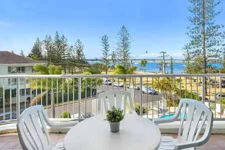 Crystal Bay on the Broadwater - 38