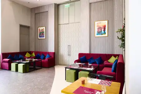 DoubleTree by Hilton Doha Old Town - 2