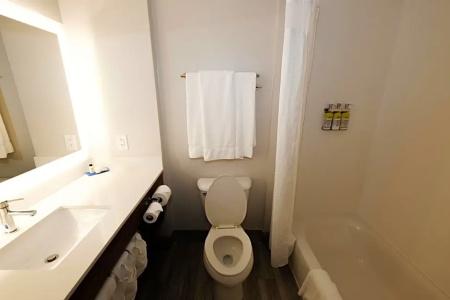 Holiday Inn Express Atlanta NE I-85 Clairmont by IHG - 50