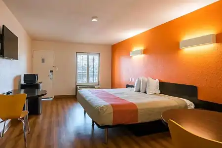 Motel 6 Savannah, GA - Midtown - 42