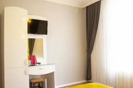 Tulip House - 49