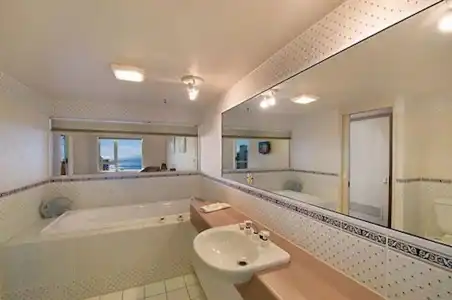 Belle Maison Apartments - 9