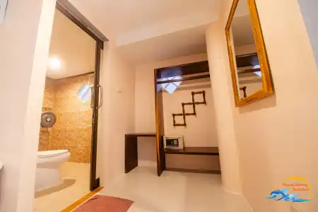 Naiyang Discovery Beach Resort - 6