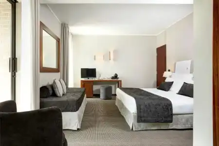 Bellevue & Resort - 182