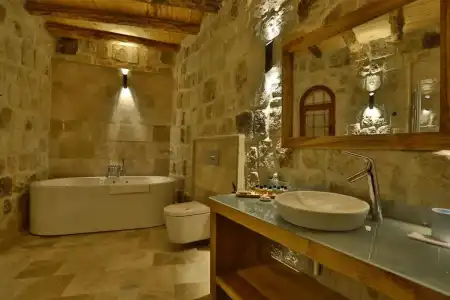 Acropolis Cave Suite - 77