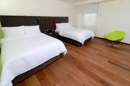 Holiday Inn Express Mexico Aeropuerto by IHG - 2