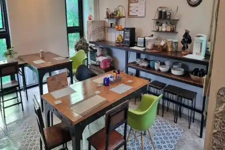 33 Poshtel - 24