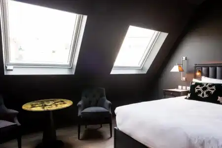 Hôtel de Montesquieu - 53