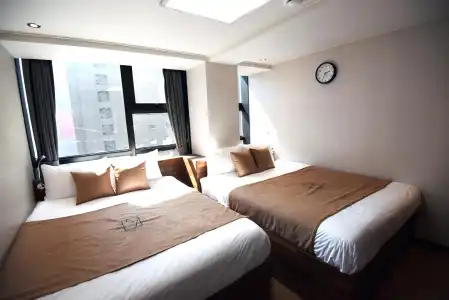 57 Myeongdong Hostel - 50