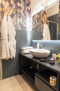 Adelaide Suite Dreams - 56