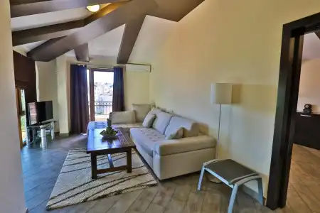 Lucic Rooms & Suites - 4